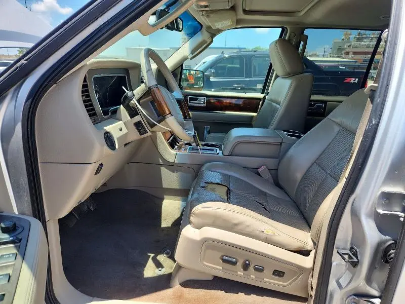 2013 LINCOLN NAVIGATOR   