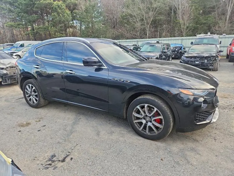 2017 MASERATI LEVANTE LUXURY  