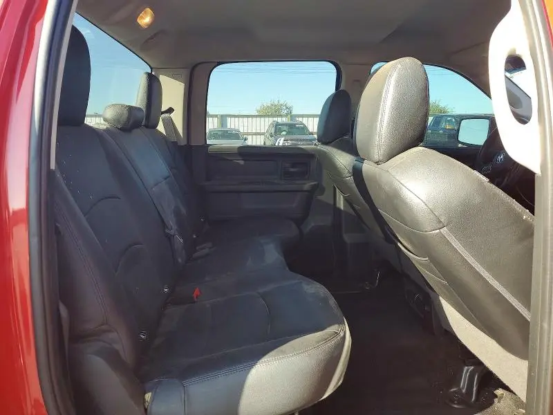 2016 RAM 1500 ST  
