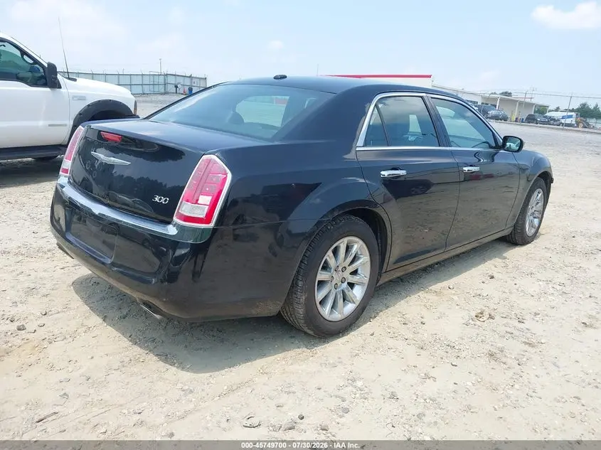 2012 CHRYSLER 300 LIMITED