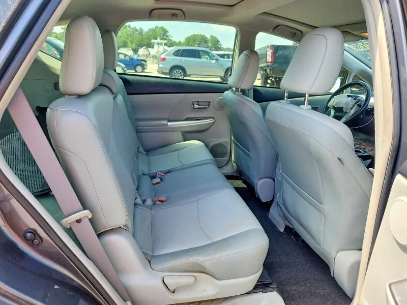 2014 TOYOTA PRIUS V FIVE  