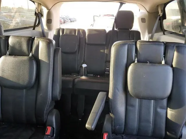 2013 CHRYSLER TOWN & COUNTRY TOURING  