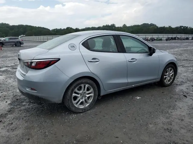 2017 TOYOTA YARIS IA   