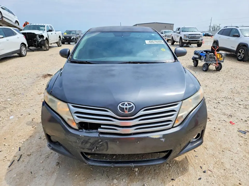 2012 TOYOTA VENZA LE  
