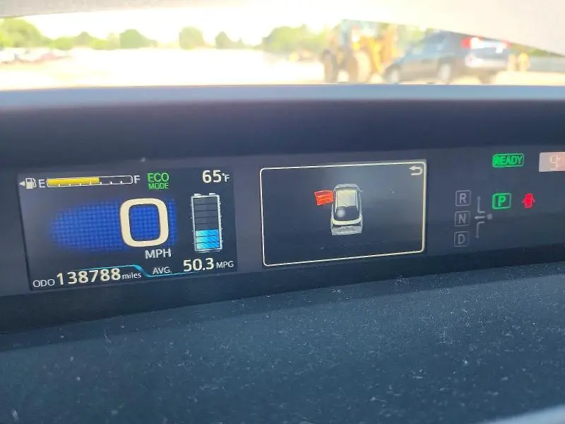 2019 TOYOTA PRIUS LE  