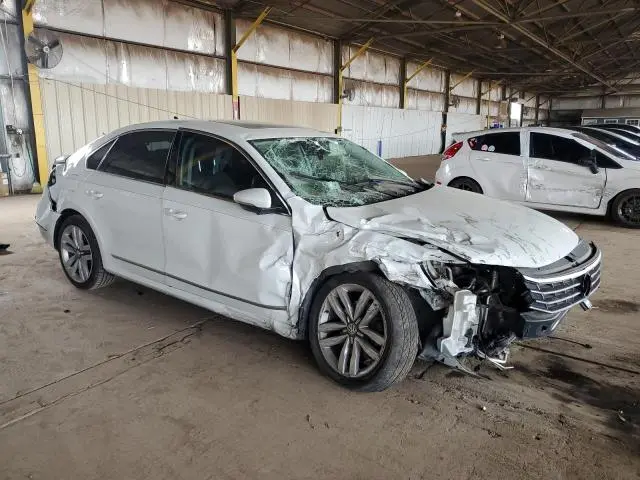 2017 VOLKSWAGEN PASSAT SE  