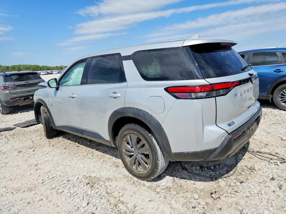 2022 NISSAN PATHFINDER S  