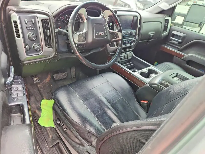 2018 GMC SIERRA K2500 SLE  