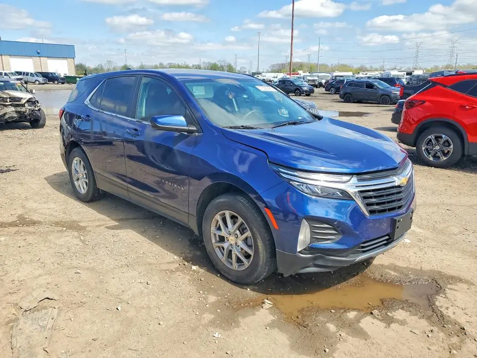2022 CHEVROLET EQUINOX LT  