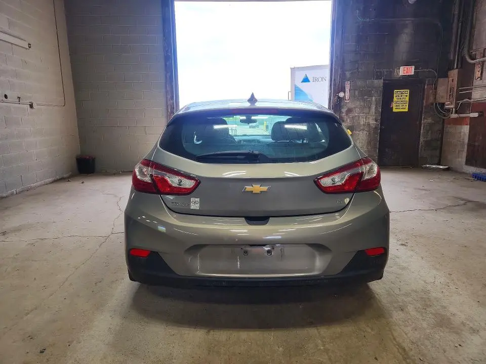 2017 CHEVROLET CRUZE LT  