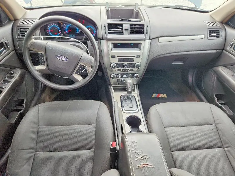 2011 FORD FUSION SE  