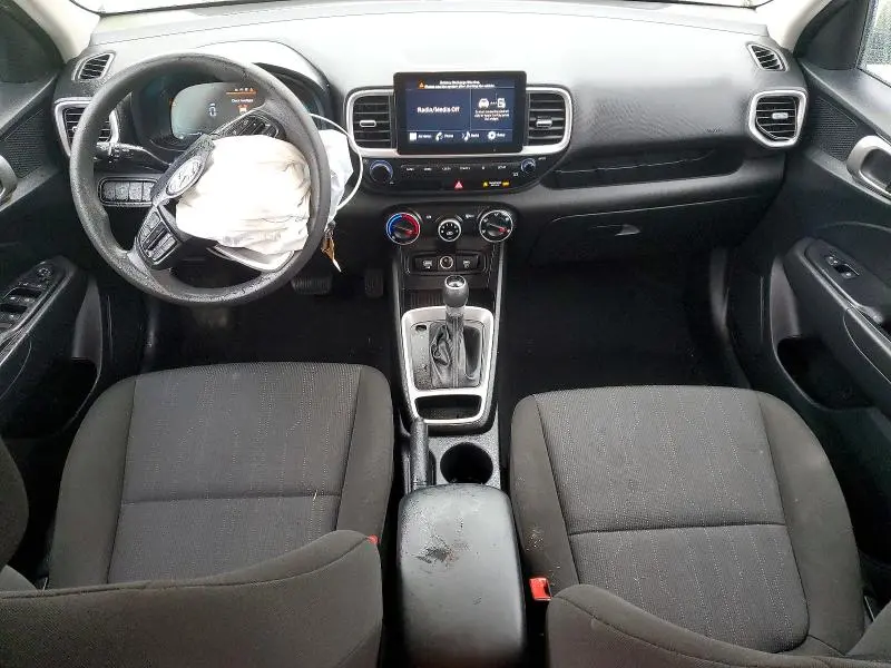 2023 HYUNDAI VENUE SE  