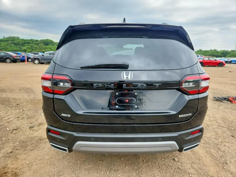 2023 HONDA PILOT TOURING  