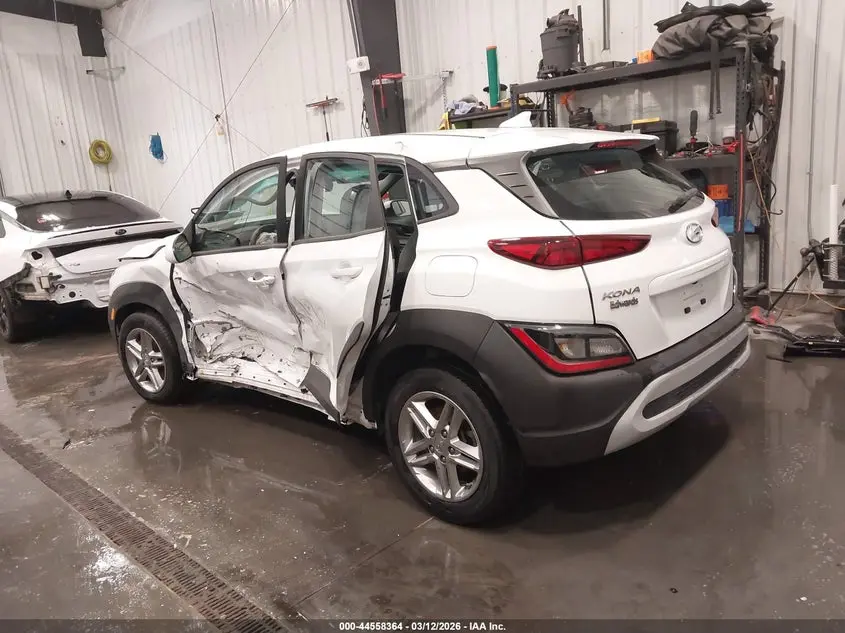 2022 HYUNDAI KONA SE