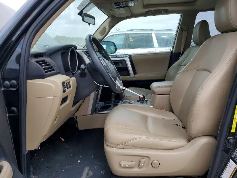 2010 TOYOTA 4RUNNER SR5  
