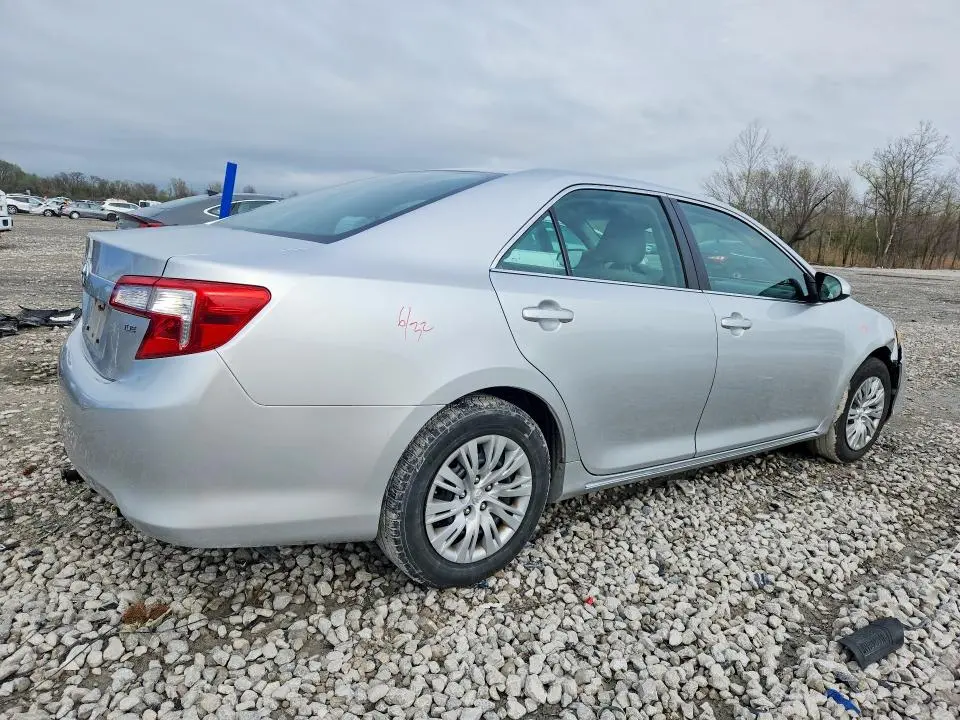 2013 TOYOTA CAMRY LE  
