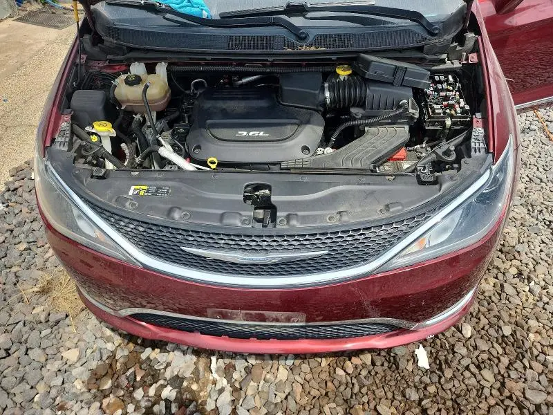 2017 CHRYSLER PACIFICA TOURING L  