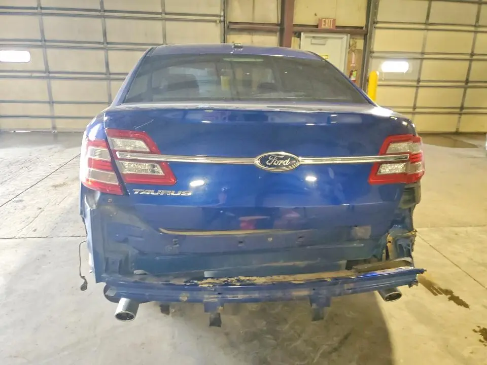 2013 FORD TAURUS SE  