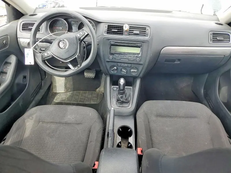 2015 VOLKSWAGEN JETTA SE  