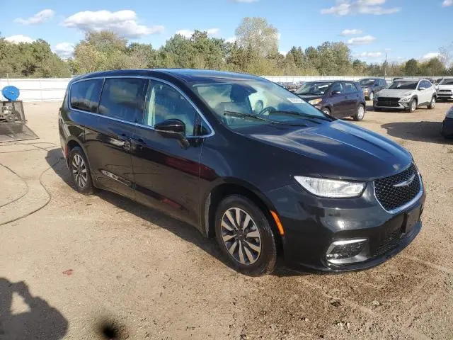 2023 CHRYSLER PACIFICA HYBRID TOURING L  