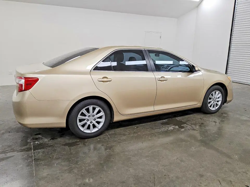2012 TOYOTA CAMRY L  