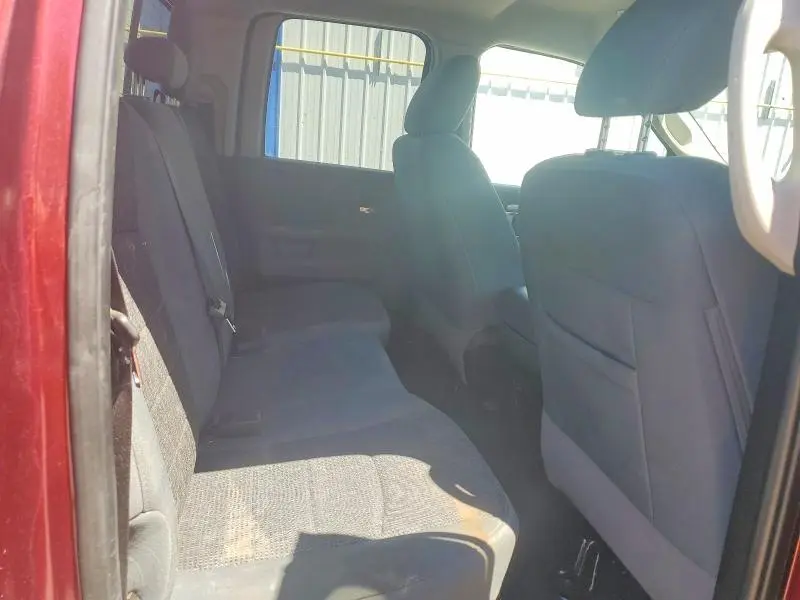 2018 RAM 1500 SLT  