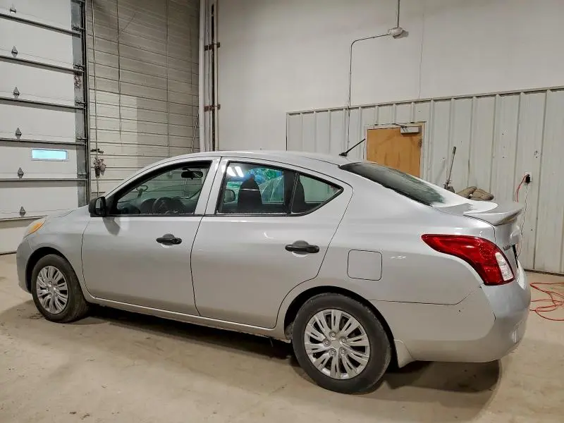 2014 NISSAN VERSA S  