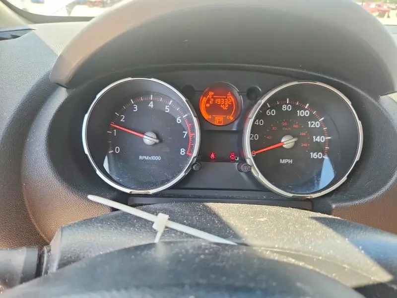 2010 NISSAN ROGUE SL  