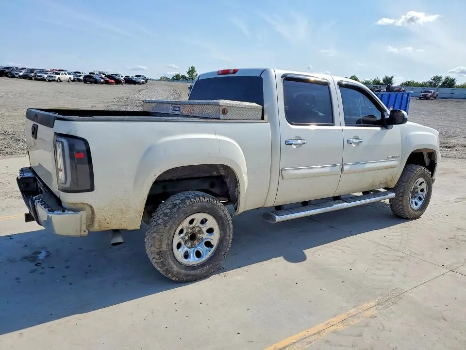 2011 GMC SIERRA K1500 DENALI  