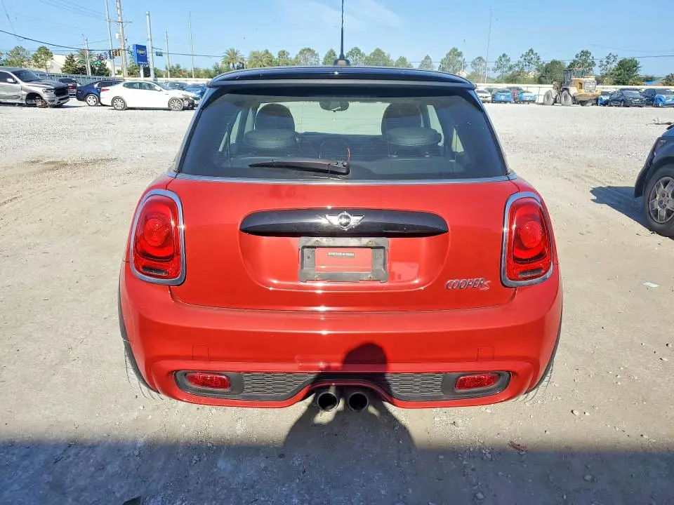 2015 MINI COOPER S  