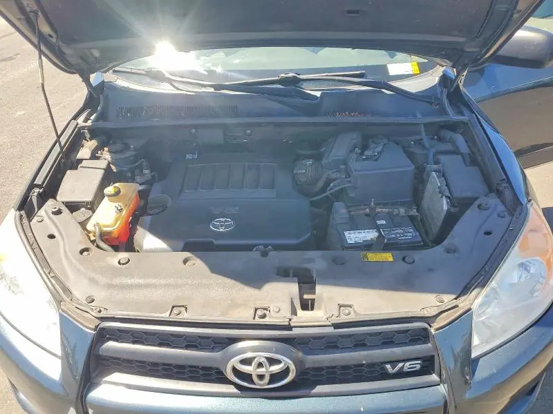 2011 TOYOTA RAV4 BASE  