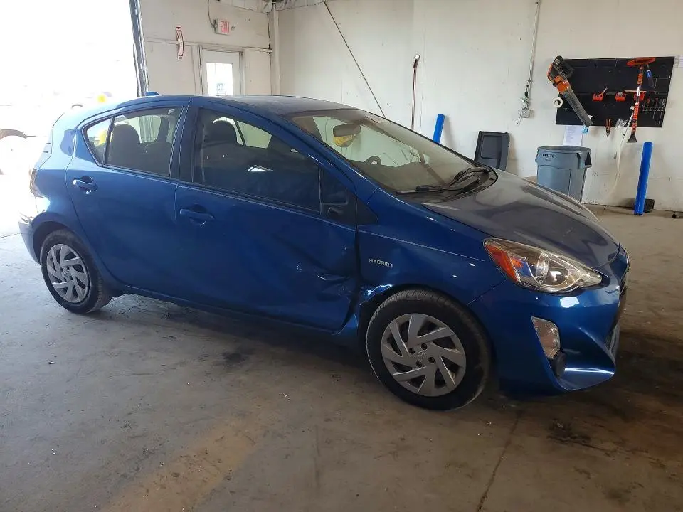 2015 TOYOTA PRIUS C TWO  