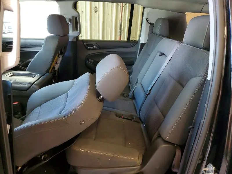 2015 CHEVROLET SUBURBAN C1500 LS  