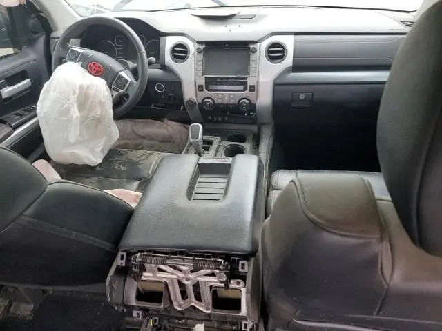 2020 TOYOTA TUNDRA CREWMAX SR5  