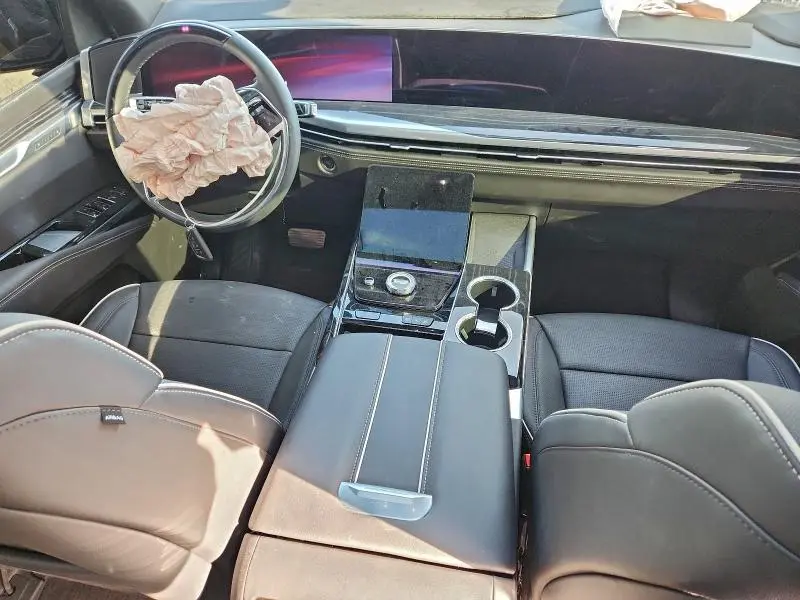 2025 CADILLAC ESCALADE ESV SPORT  