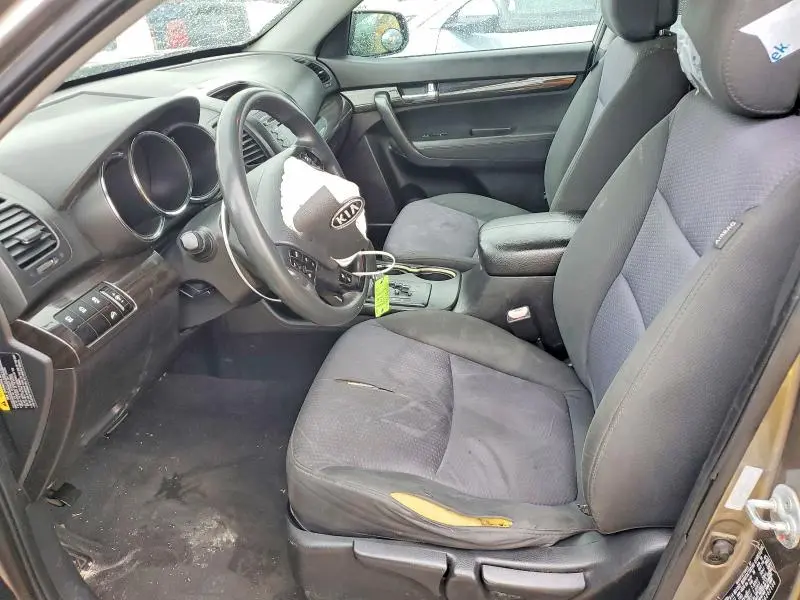 2012 KIA SORENTO LX  