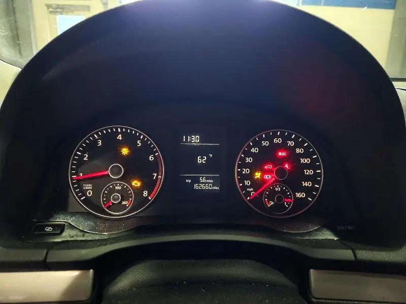 2010 VOLKSWAGEN JETTA LIMITED  