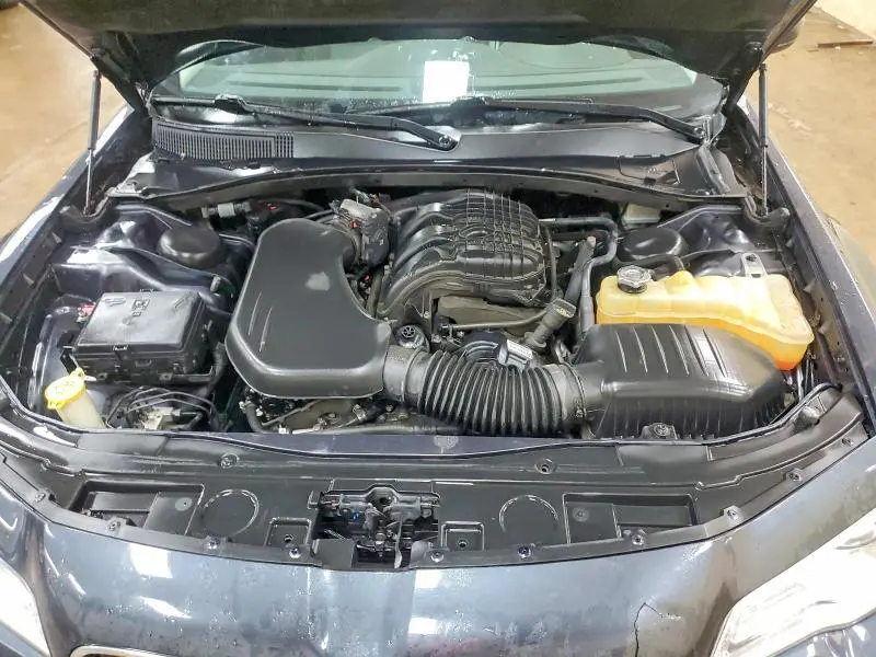 2016 CHRYSLER 300 LIMITED  