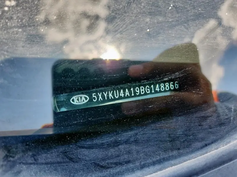2011 KIA SORENTO EX  