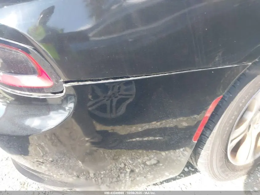 2016 DODGE CHARGER SE