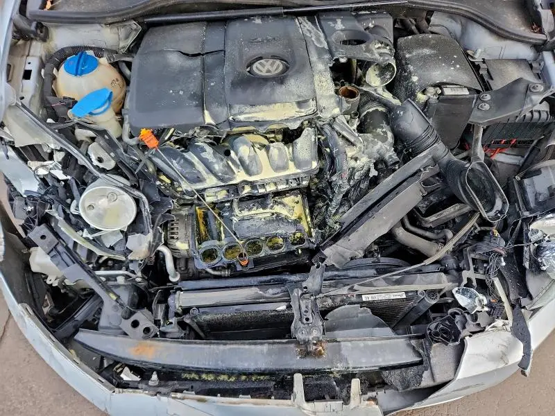 2012 VOLKSWAGEN GOLF   