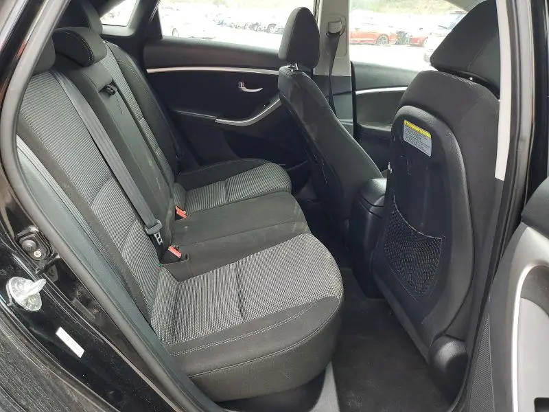 2015 HYUNDAI ELANTRA GT BASE  