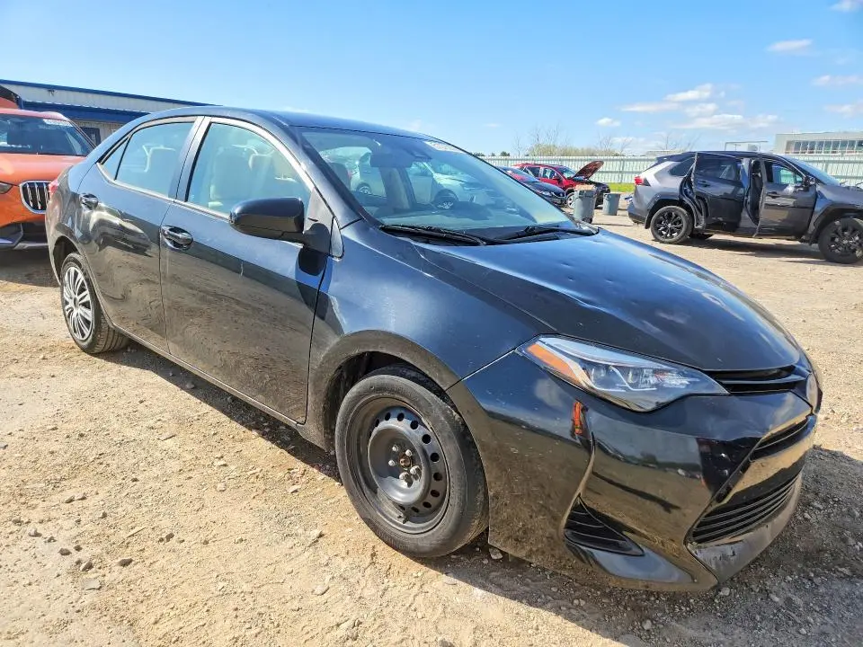 2017 TOYOTA COROLLA LE  