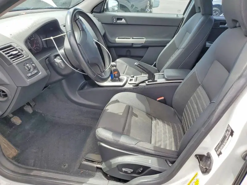 2010 VOLVO S40 2.4I  