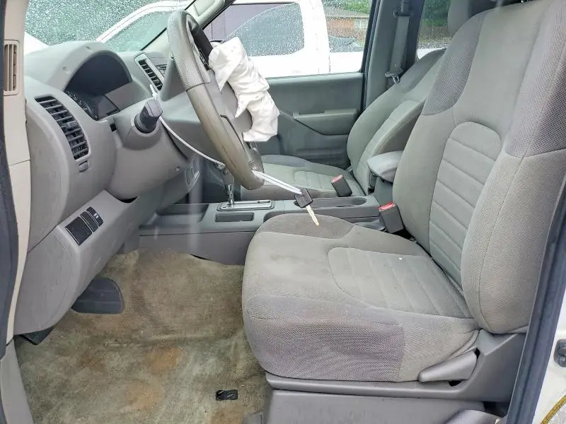 2017 NISSAN FRONTIER S  