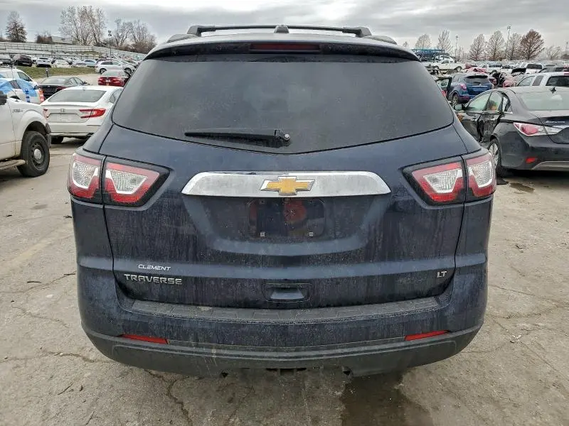 2017 CHEVROLET TRAVERSE LT  
