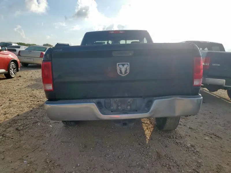 2015 RAM 1500 ST  