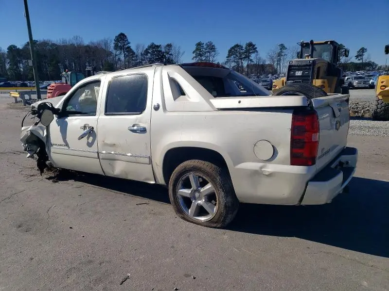 2013 CHEVROLET AVALANCHE LTZ  