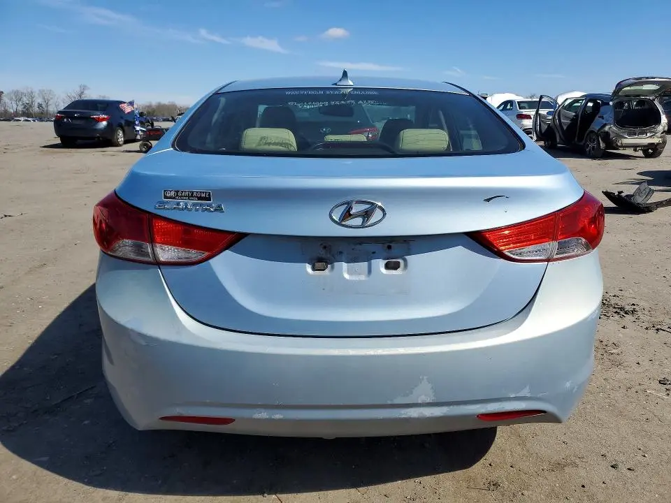 2012 HYUNDAI ELANTRA GLS  