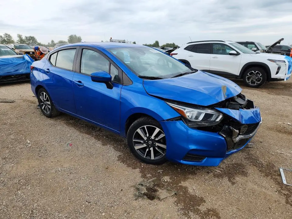 2021 NISSAN VERSA SV  